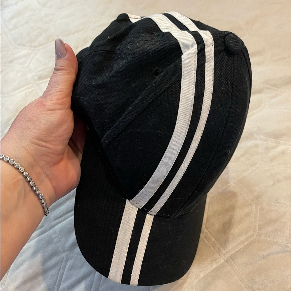 Magic Headwear Black Hat/Cap With Stripe Adjustable Back